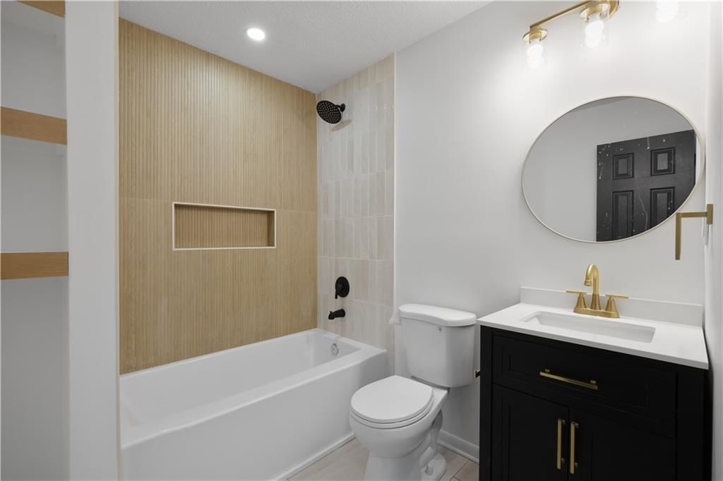 9211 W 76th Street — photo 10