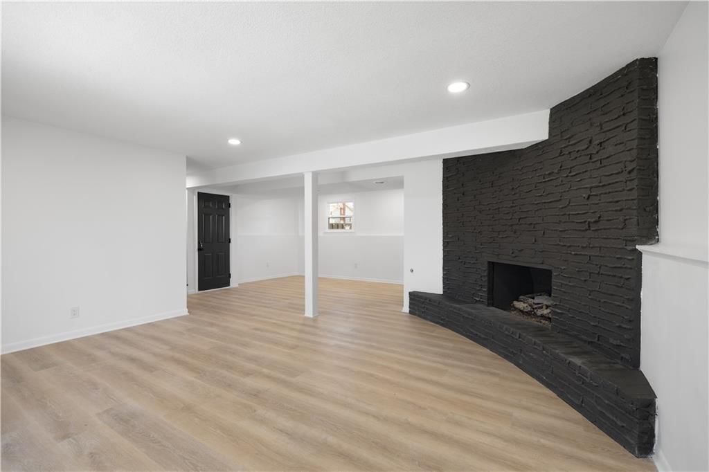 9211 W 76th Street — photo 22