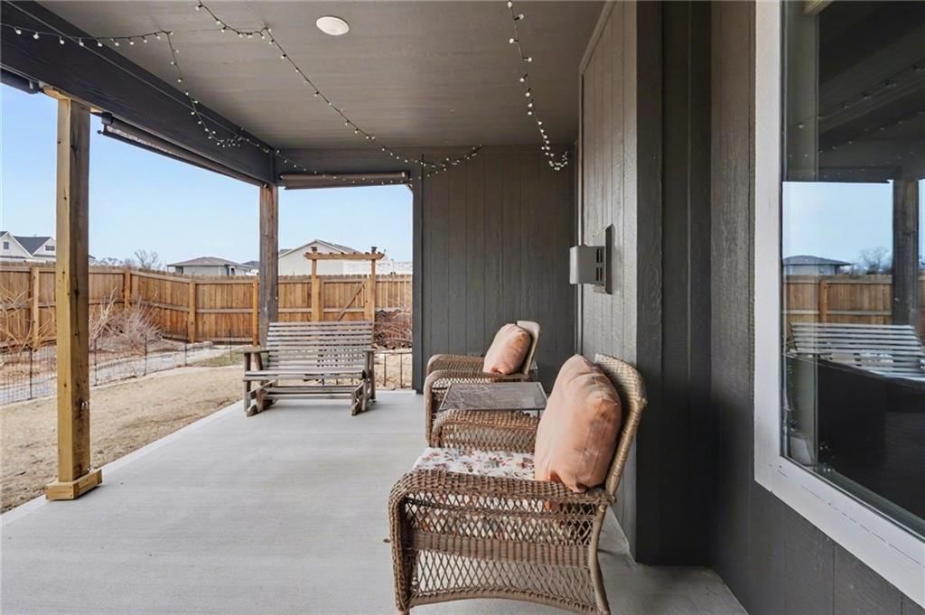 1108 Bluestem Drive — photo 38