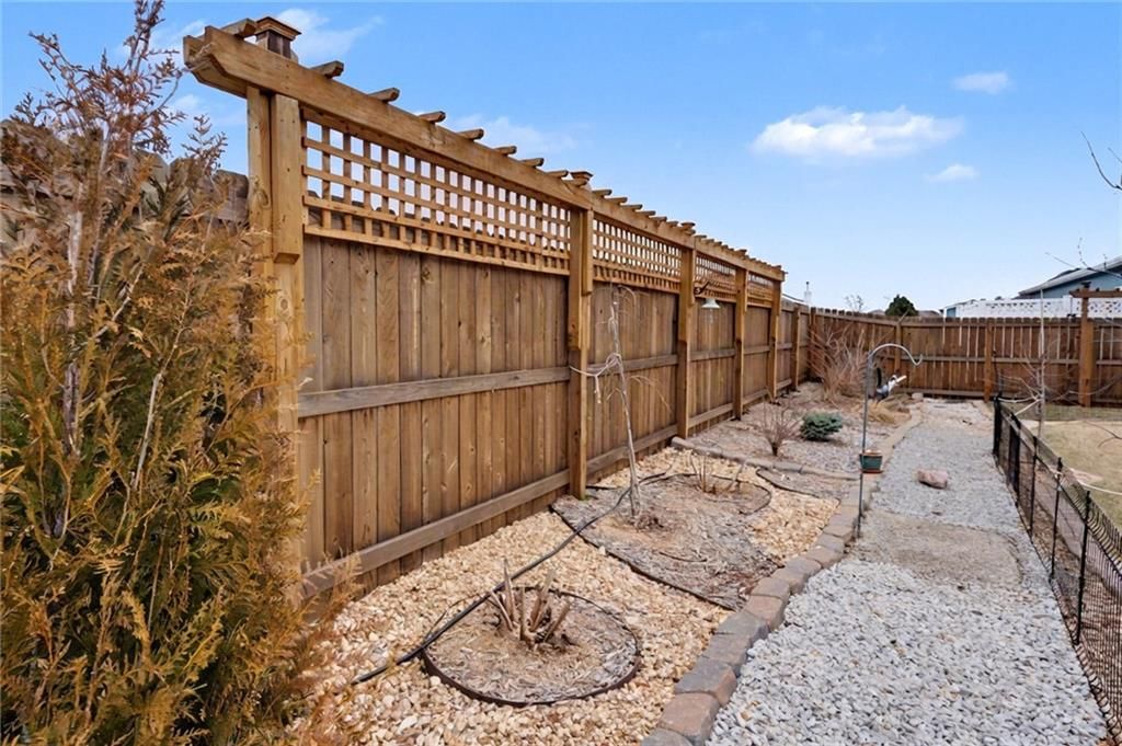 1108 Bluestem Drive — photo 41