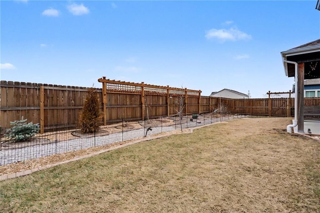 1108 Bluestem Drive — photo 43