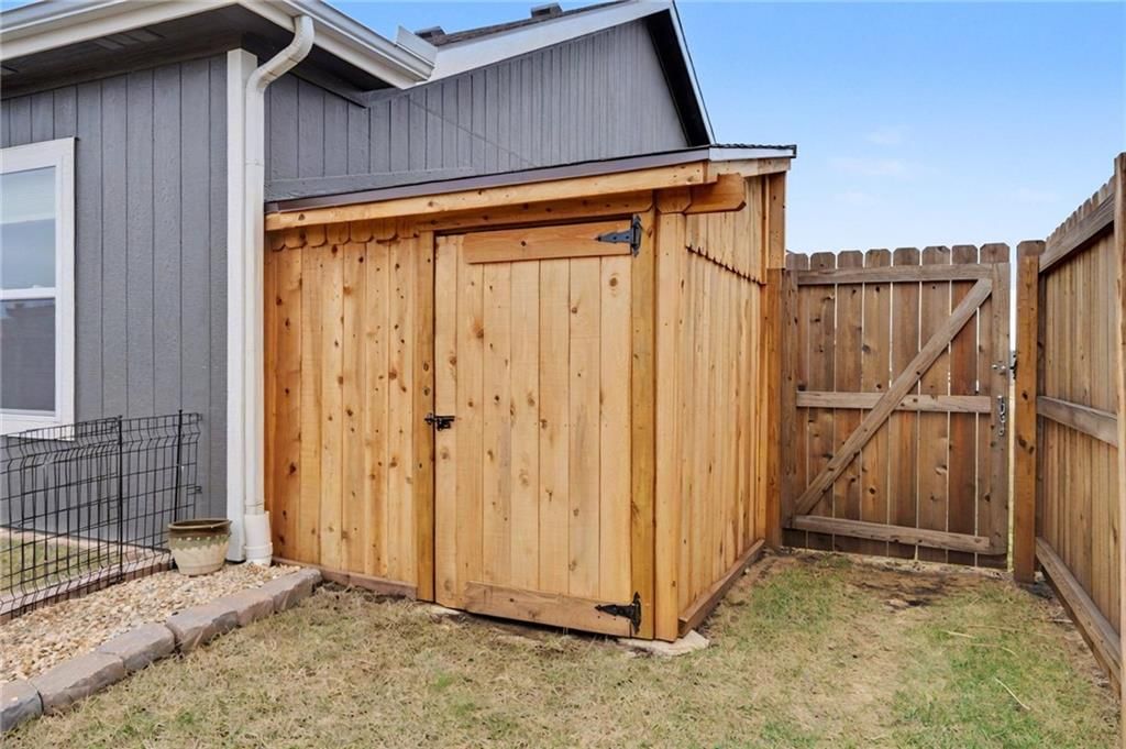 1108 Bluestem Drive — photo 48