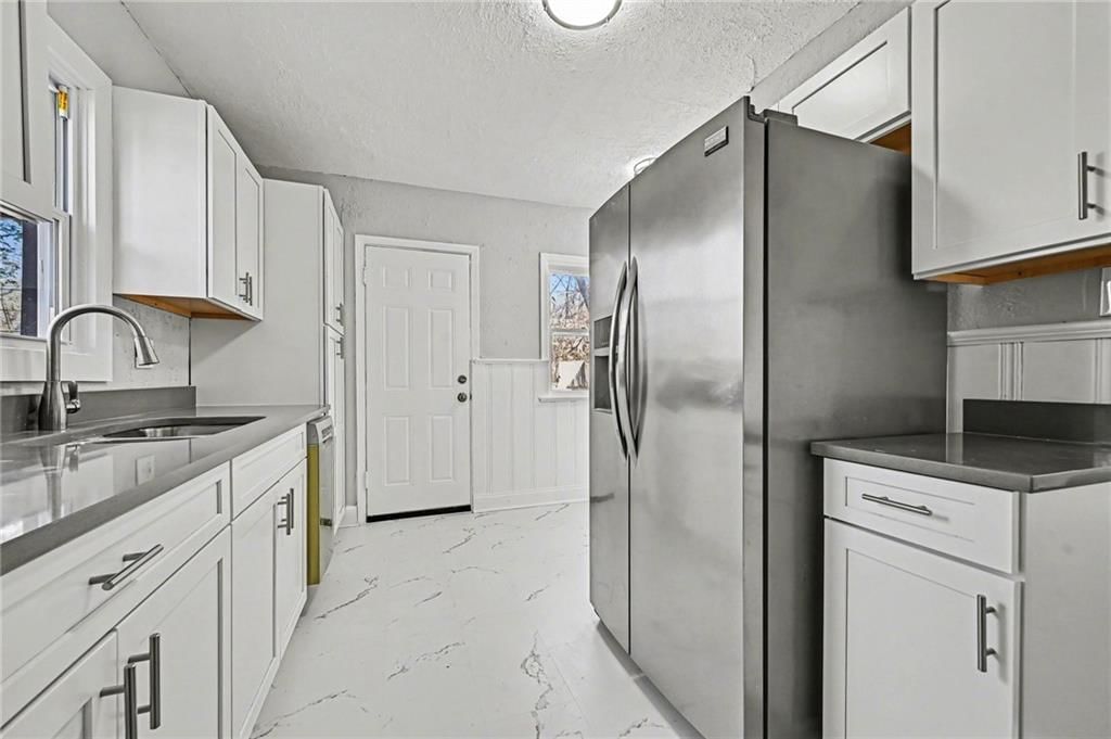 1518 E 76th Street — photo 9