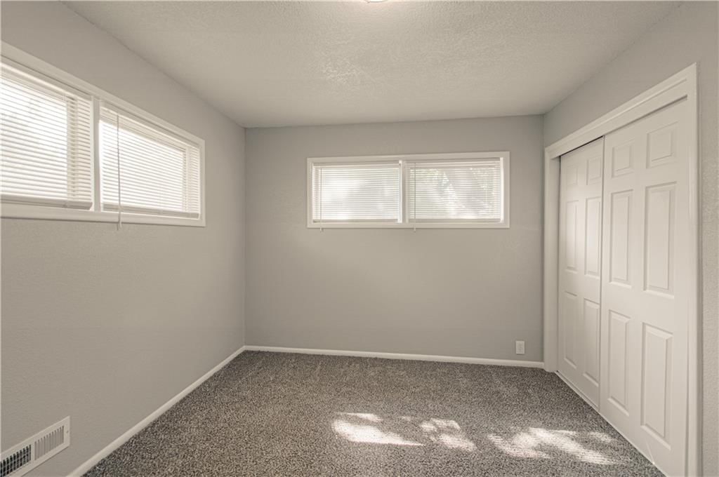 11014 Cambridge Avenue — photo 27