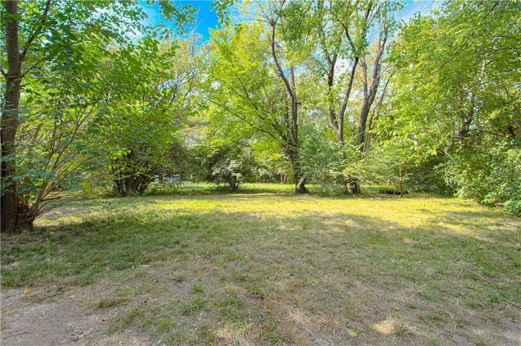 11014 Cambridge Avenue — photo 29