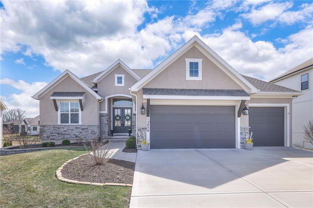 12839 W 173rd Terrace, Overland Park, KS