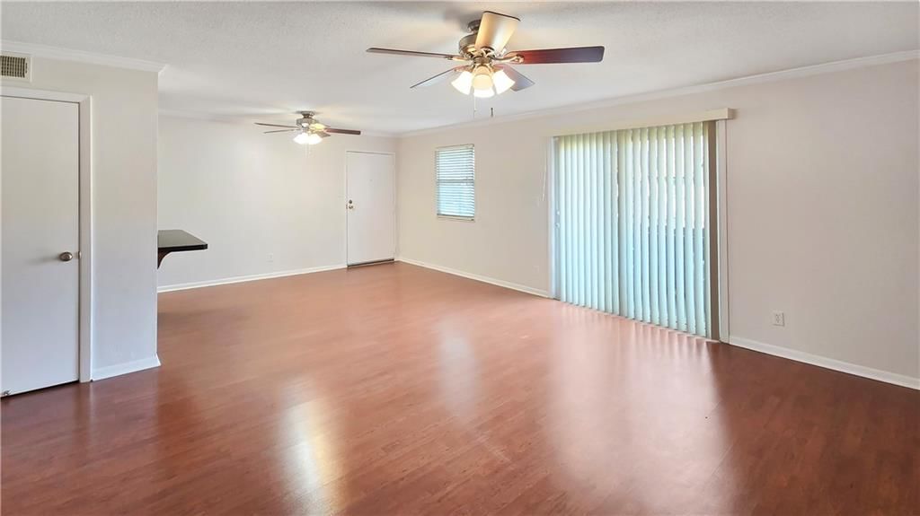 6222 Robinson Street — photo 5