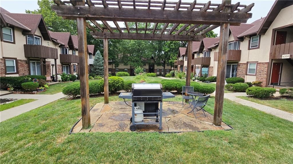 6222 Robinson Street — photo 25