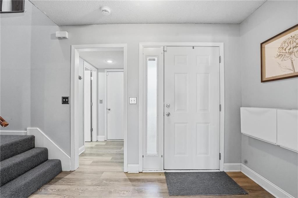 8021 N Elmwood Avenue — photo 13