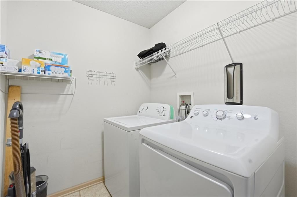 8021 N Elmwood Avenue — photo 16