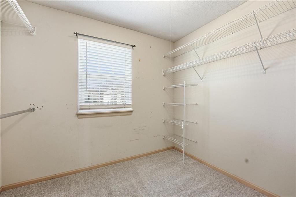 8021 N Elmwood Avenue — photo 22