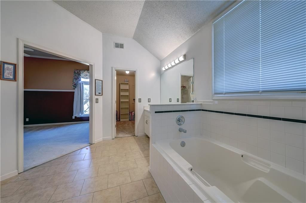 11809 W 115 Street — photo 27