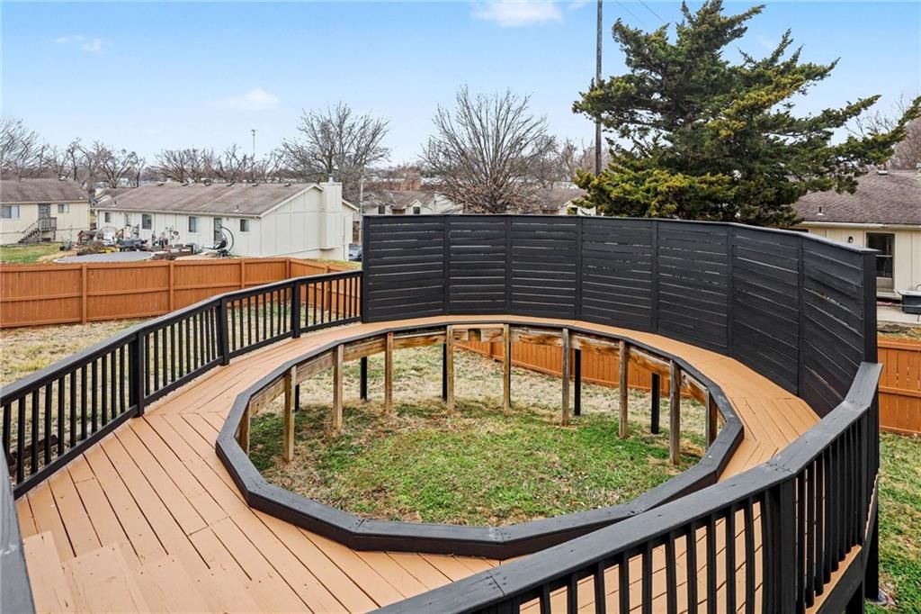 2716 S 46th Street — photo 22