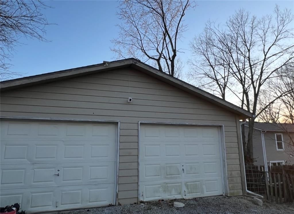 308 E Ottawa Street — photo 15