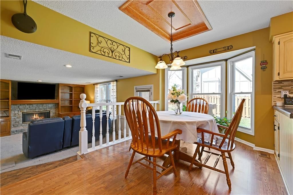 17508 W 116 Street — photo 10