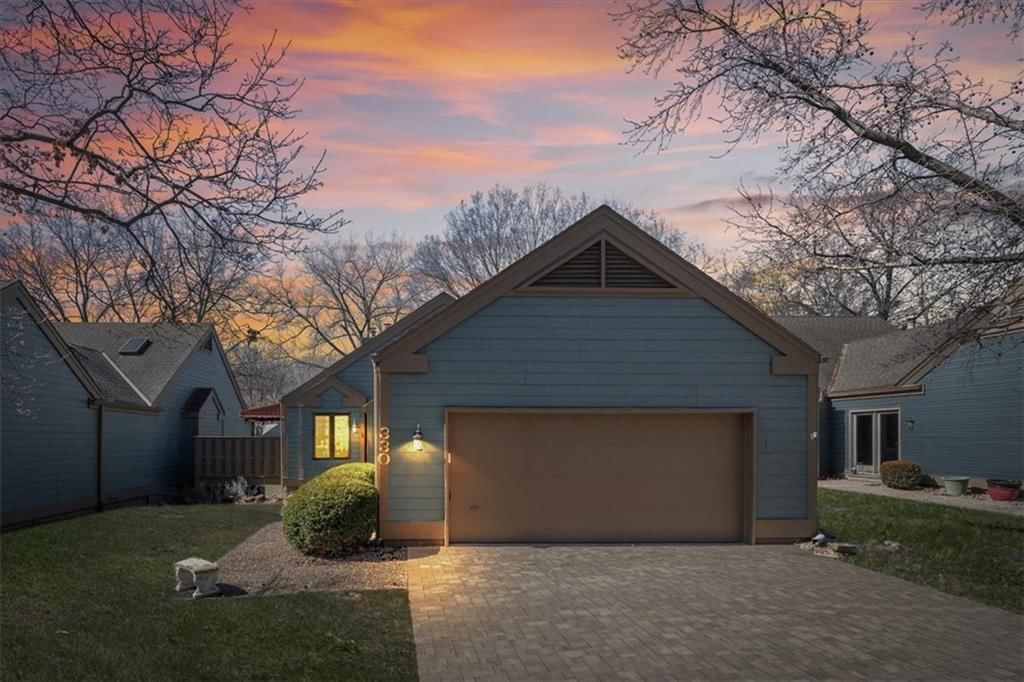 330 Lakeside Drive — photo 2