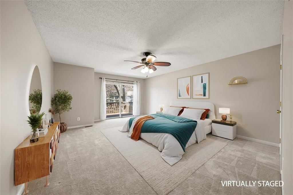 330 Lakeside Drive — photo 15