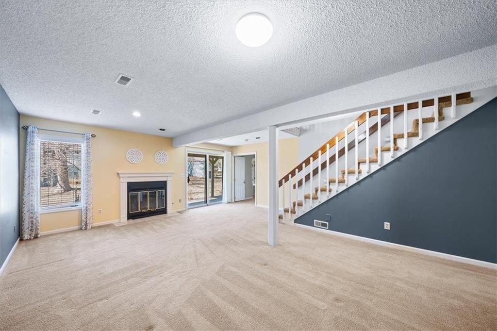 330 Lakeside Drive — photo 22