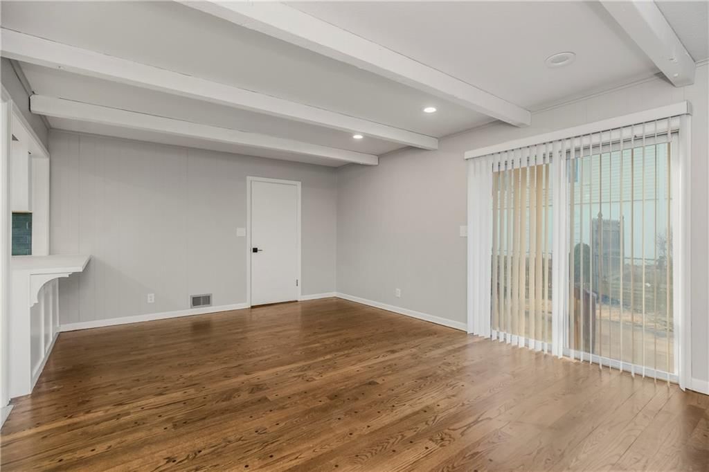 6506 Sterling Avenue — photo 9