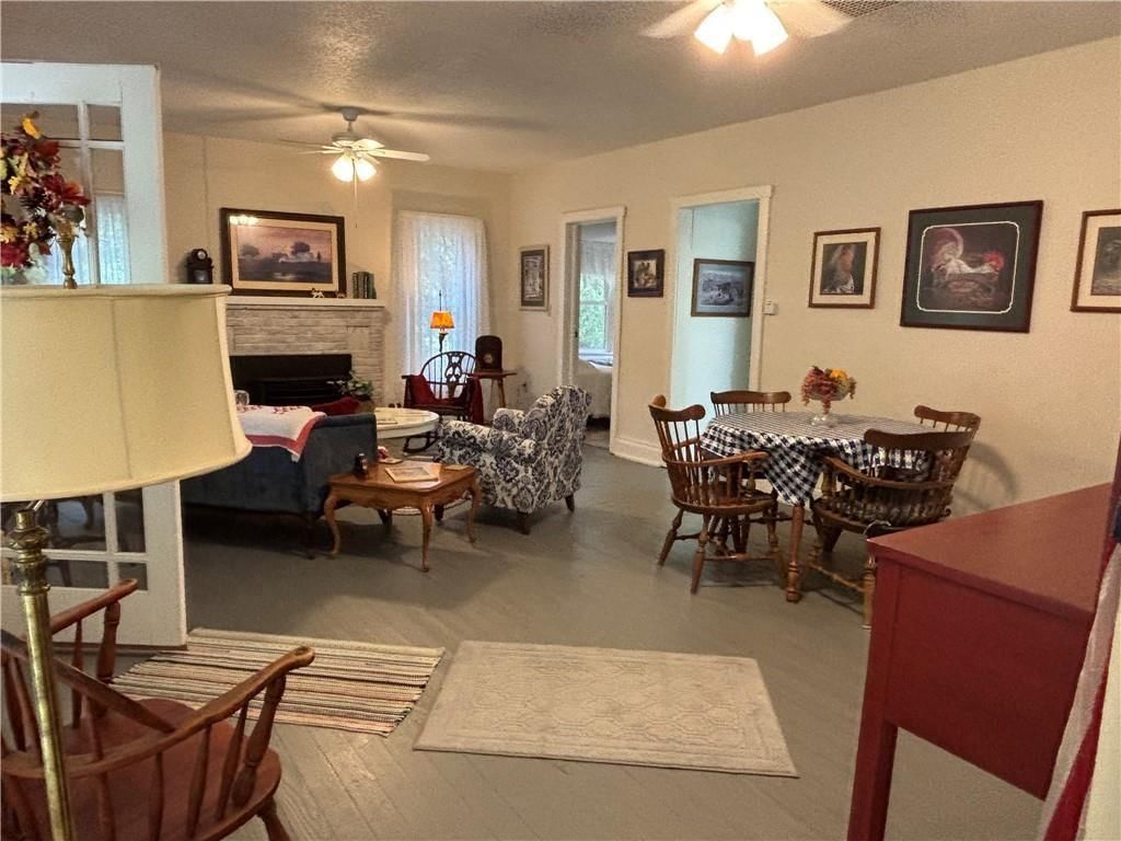 324 W Walnut Street — photo 11