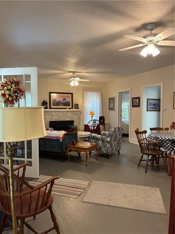 324 W Walnut Street — photo 12