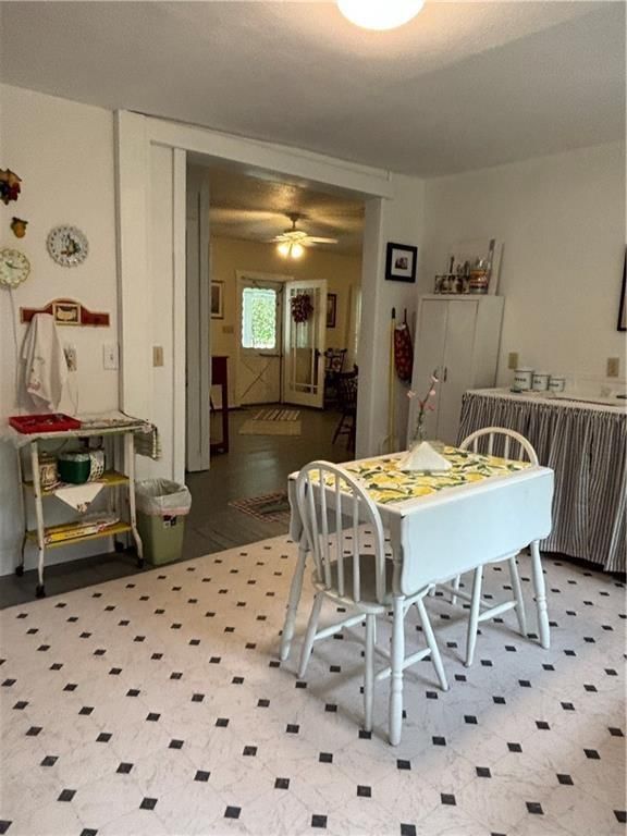 324 W Walnut Street — photo 21
