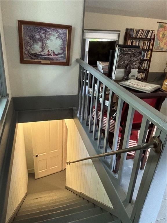 324 W Walnut Street — photo 40