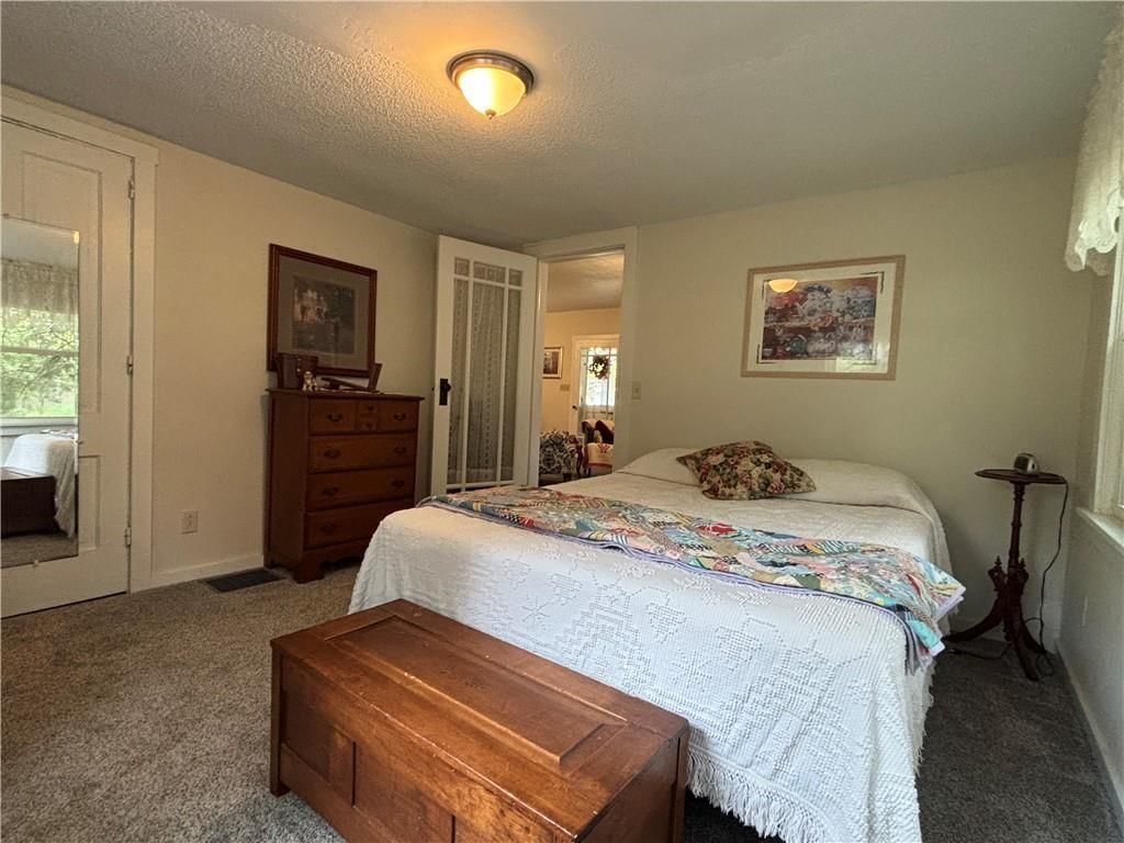 324 W Walnut Street — photo 46