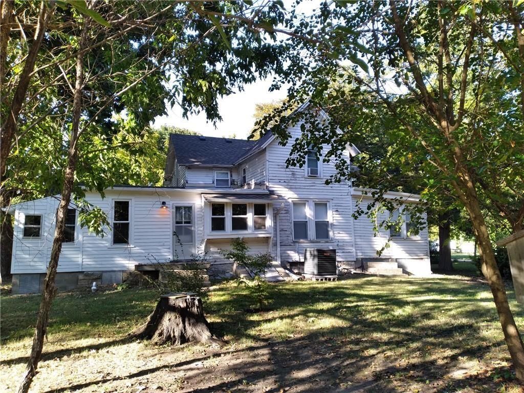 324 W Walnut Street — photo 62
