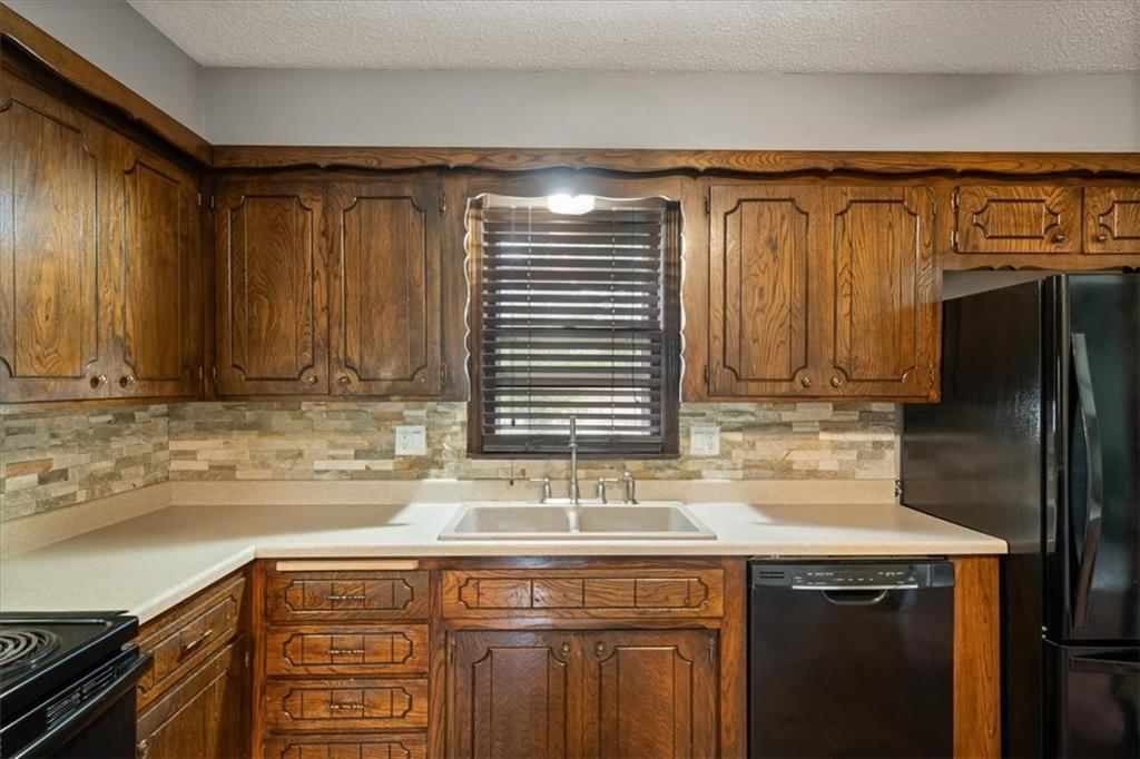 625 N Stevenson Street — photo 10