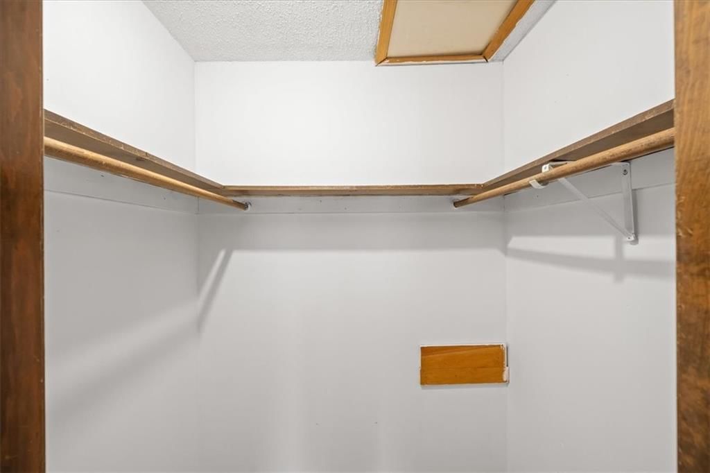 625 N Stevenson Street — photo 19