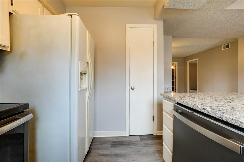 12300 E 43rd Street — photo 11