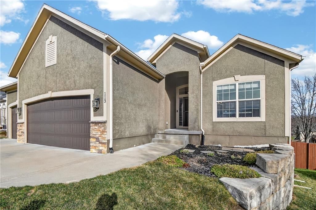 113 N Eastglen Drive — photo 4