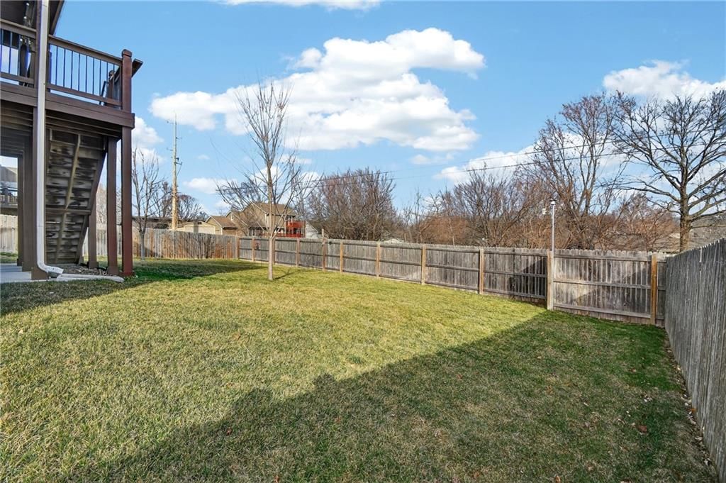 113 N Eastglen Drive — photo 35