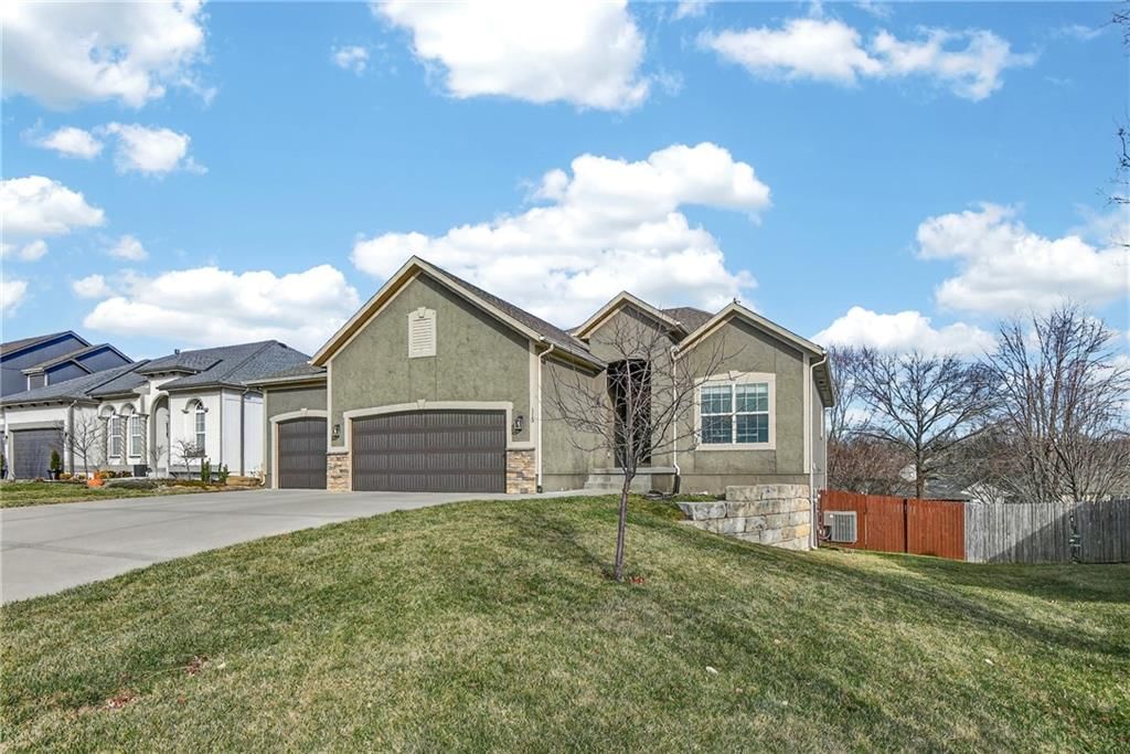 113 N Eastglen Drive — photo 39