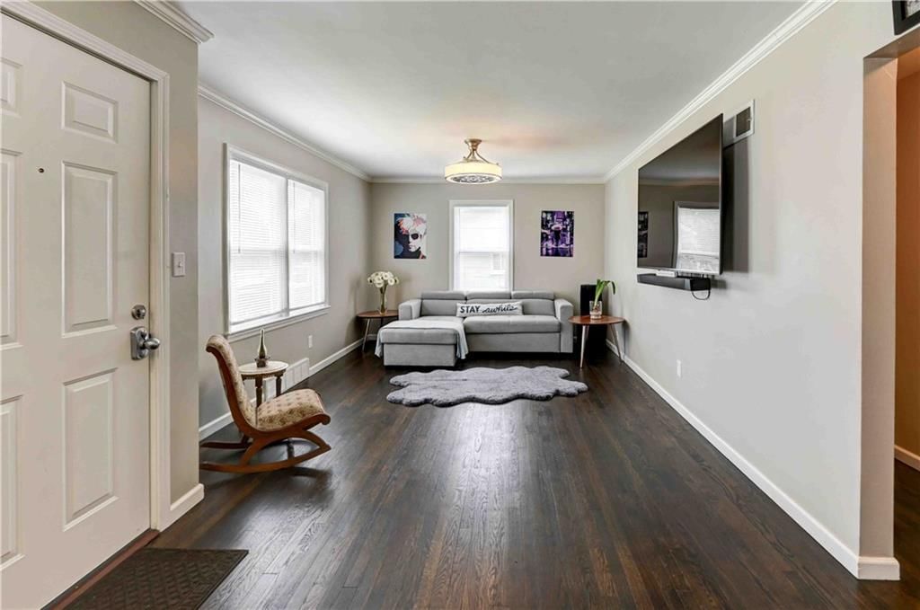 7722 W 66th Terrace — photo 2