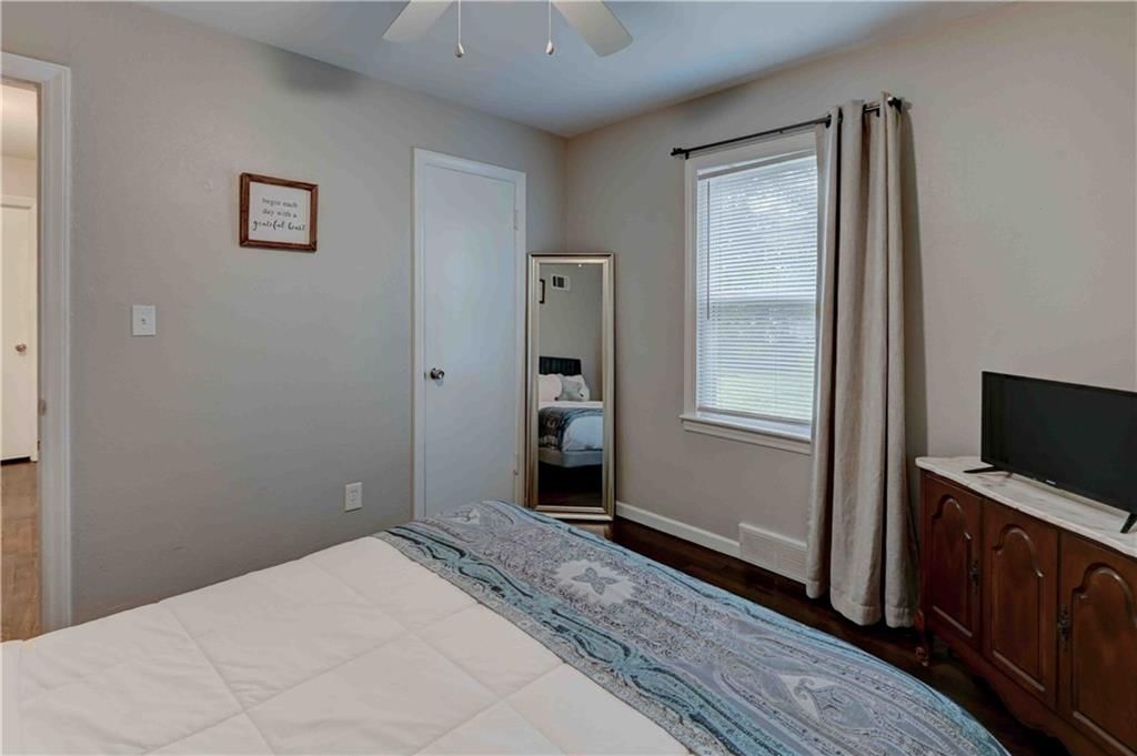 7722 W 66th Terrace — photo 21