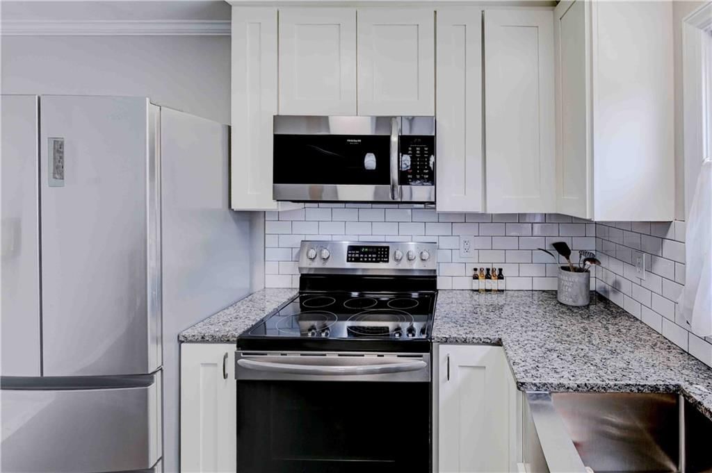 7722 W 66th Terrace — photo 25