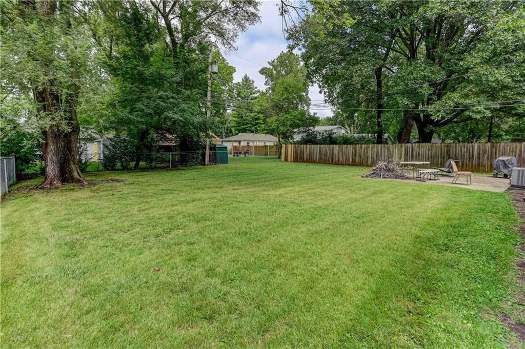7722 W 66th Terrace — photo 33