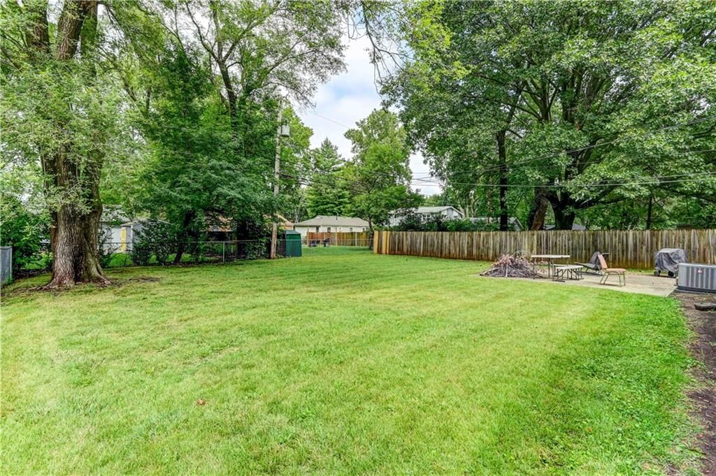 7722 W 66th Terrace — photo 34