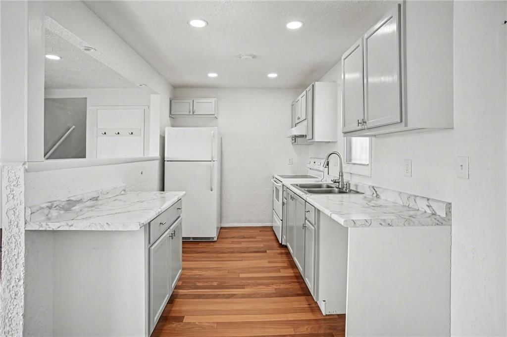 4940 E 40th Place — photo 12