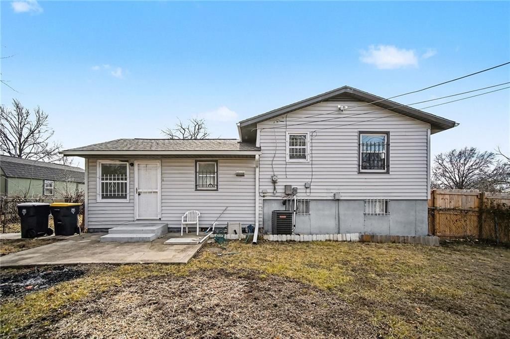 4940 E 40th Place — photo 27
