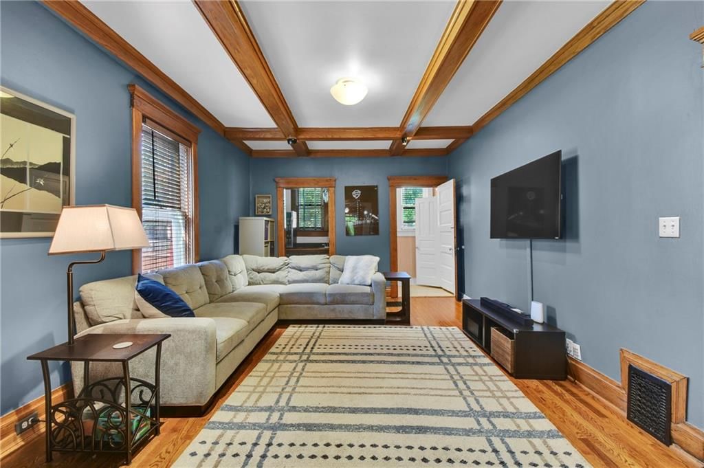 808 E 31st Terrace — photo 13