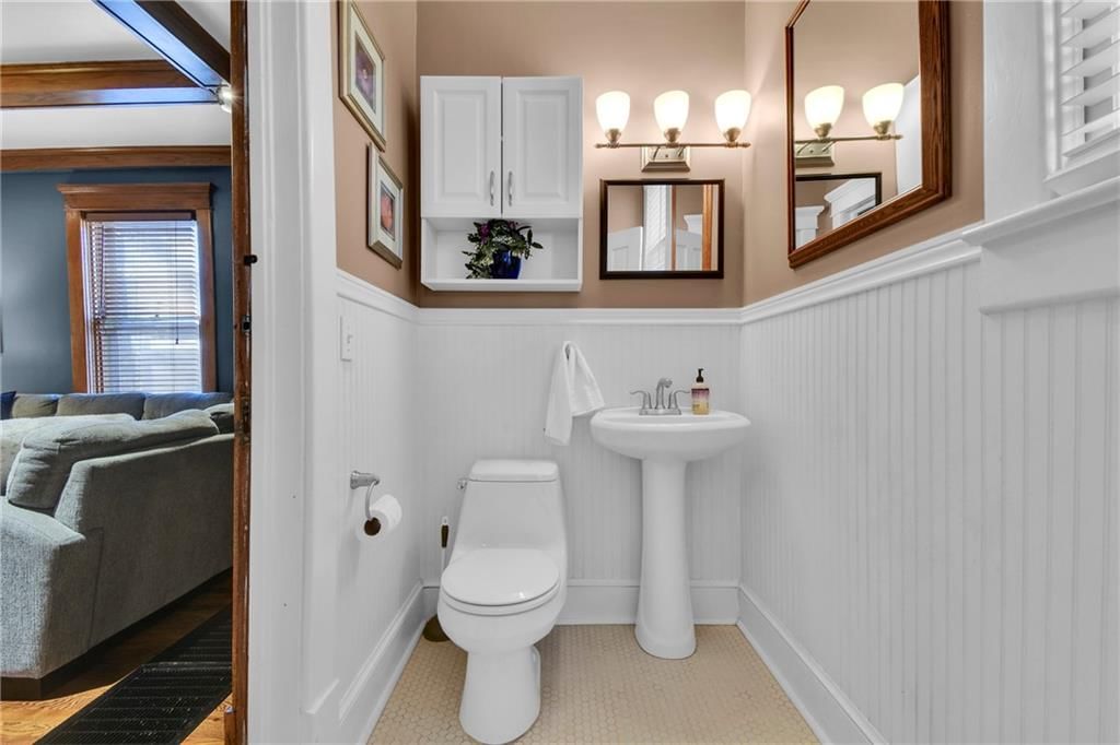 808 E 31st Terrace — photo 18
