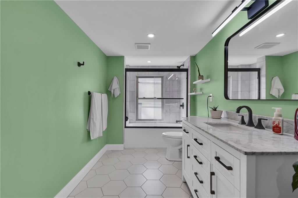 808 E 31st Terrace — photo 31