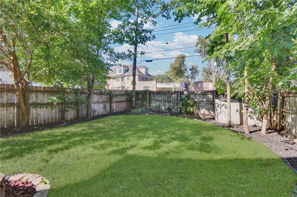 808 E 31st Terrace — photo 39