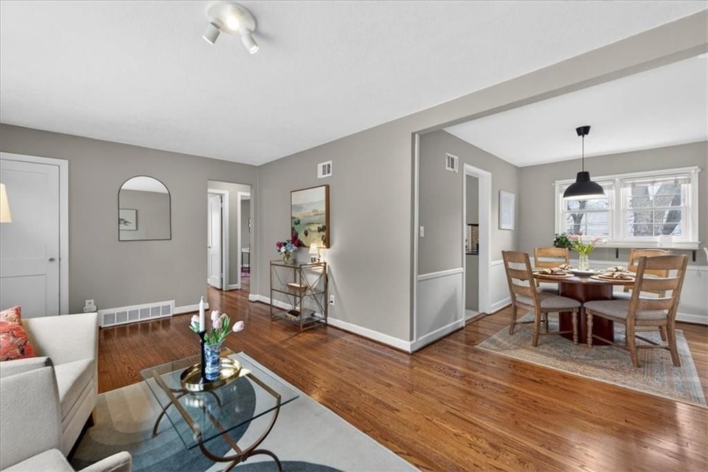 5048 CANTERBURY Street — photo 7