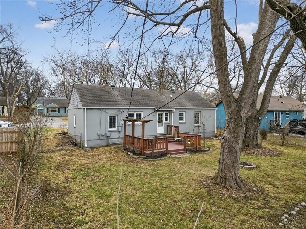 5048 CANTERBURY Street — photo 24
