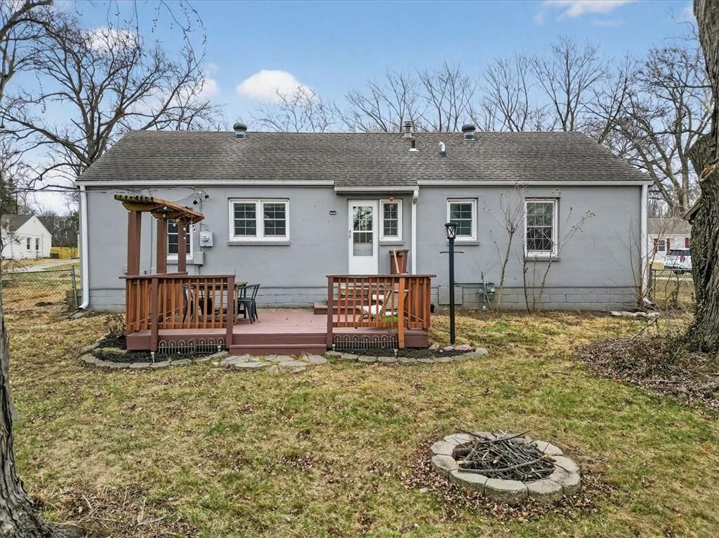 5048 CANTERBURY Street — photo 25