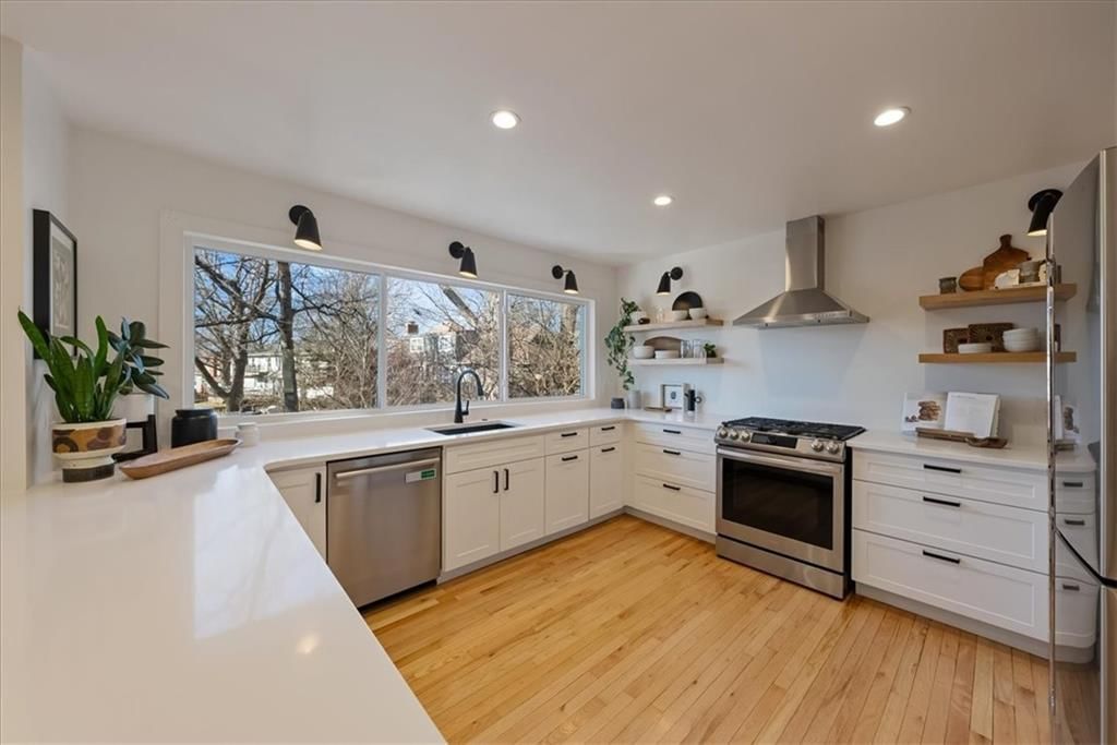 10206 Linden Street — photo 15